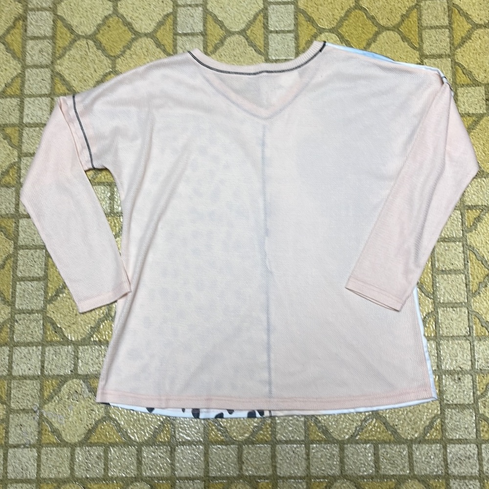 Perfect condition boutique top. - Picture 14 of 15